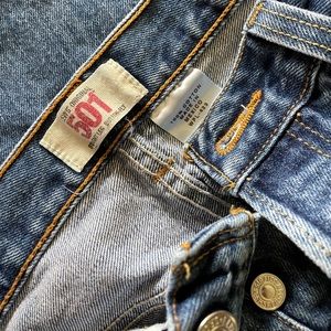 VINTAGE LEVI 501